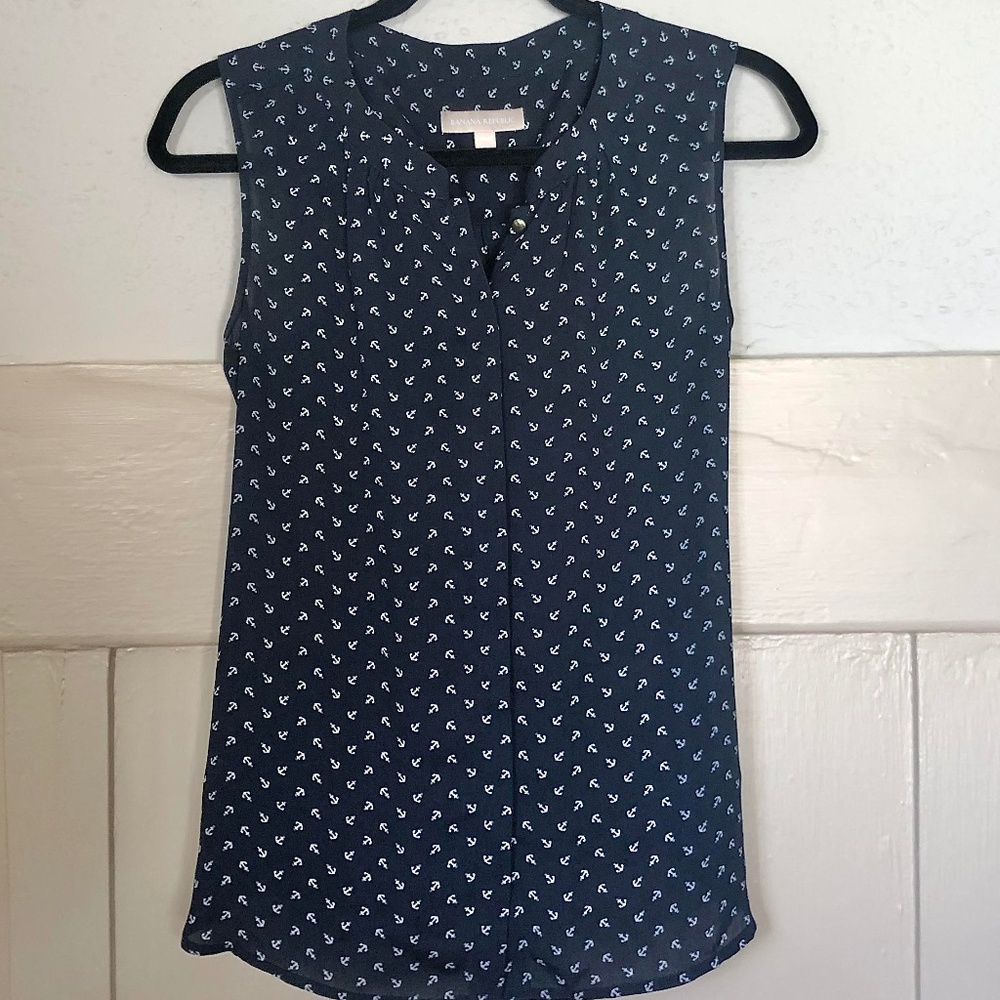 Banana Republic Anchor Button Down Sleeveless Top